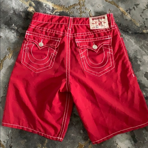Men’s True Religion Shorts - Picture 5 of 7